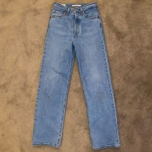 Levi’s Ribcage Jeans Size 25